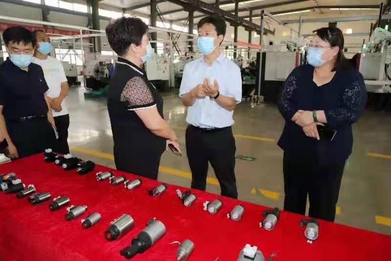 操逼视频免费安阳市市长高永一行莅临我公司参观调研